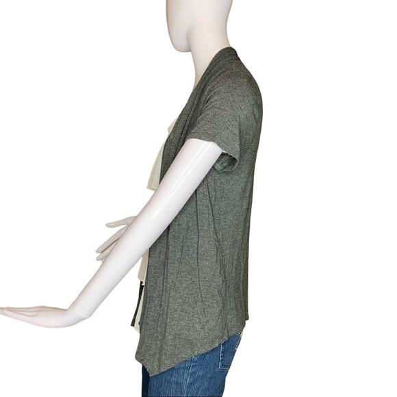 NAÏF Women White Ruffles Top with Gray Cardigan Attached Size M Short Sl… - Picture 3 of 8